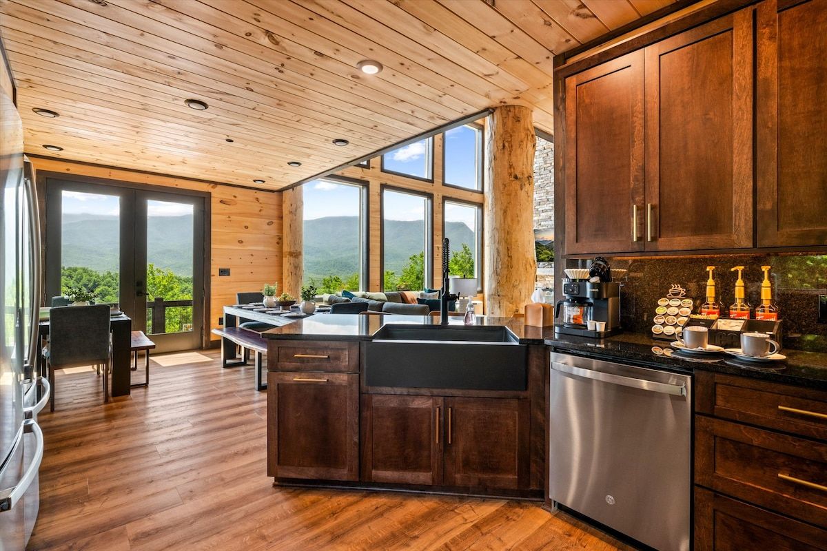 Gatlinburg Indoor Pool Lodge, project photo 12