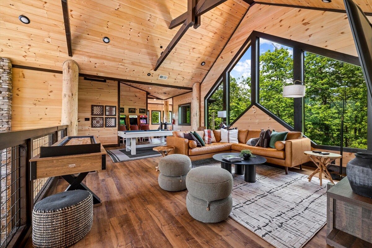 Gatlinburg Indoor Pool Lodge, project photo 15