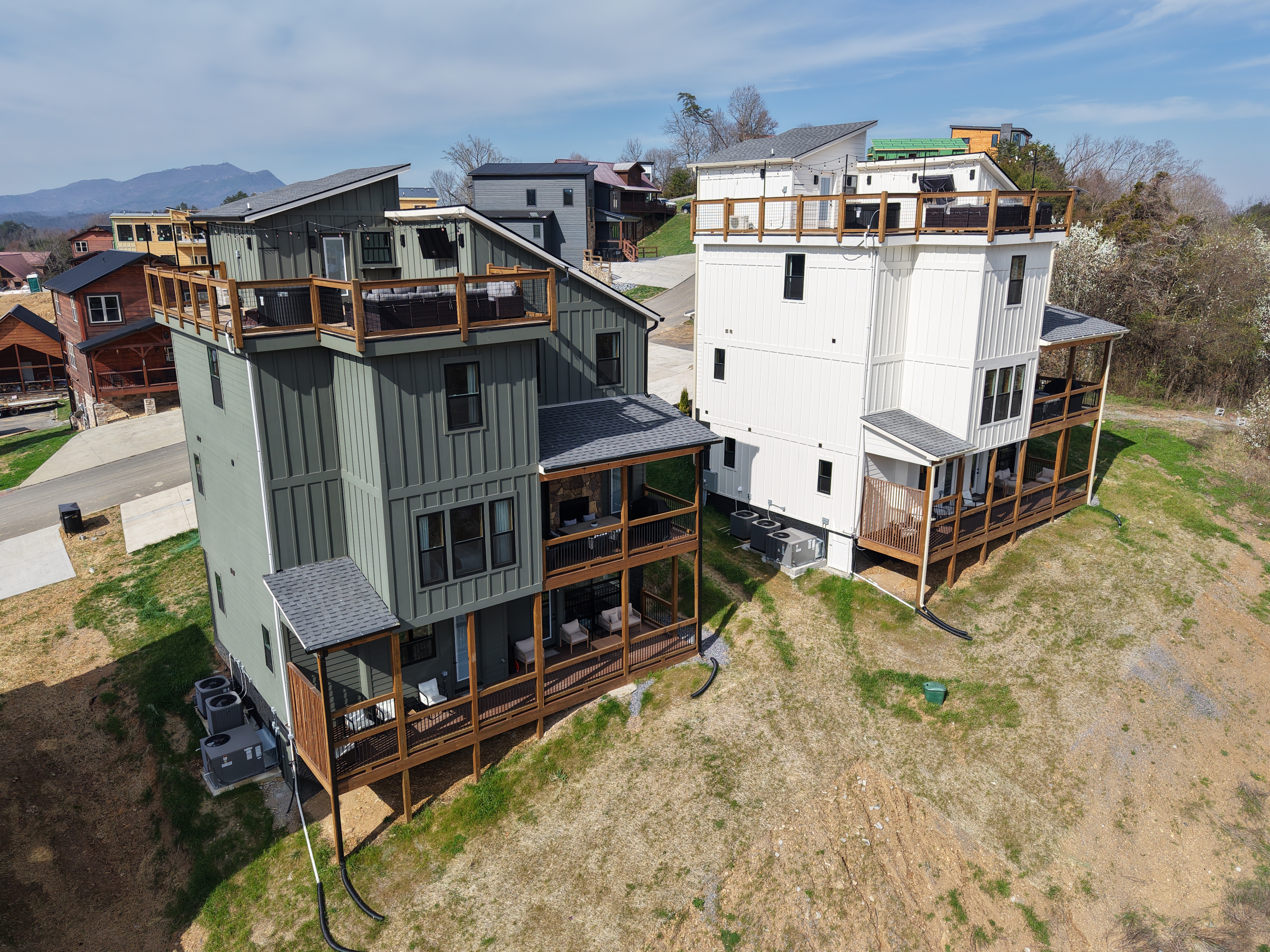 Custom cabin build, Cabins & Homes by Donnie Allen